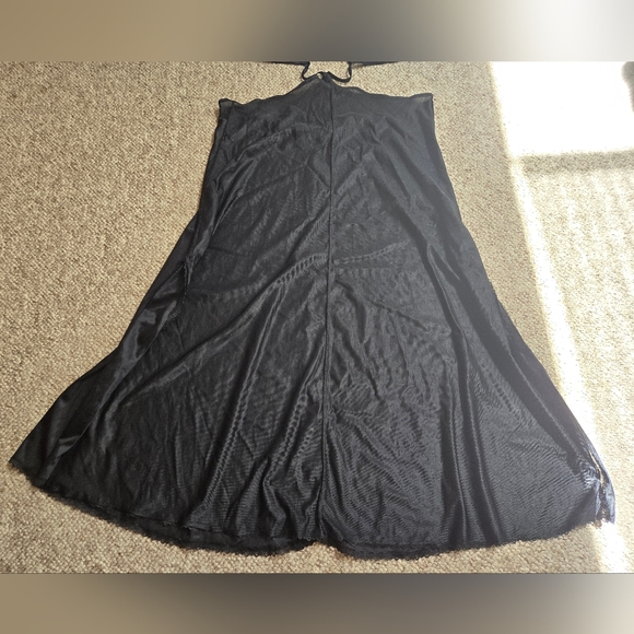 Fredericks of Hollywood Black Satin Lace Long 2 Slits Halter Top Nitgown Large - Picture 9 of 16